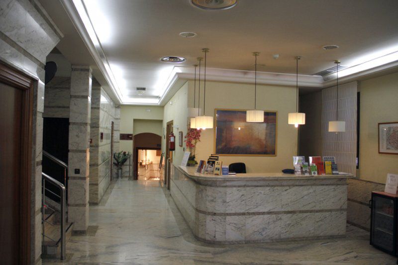 Yit Conquista De Toledo Hotel Interior foto